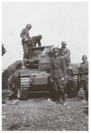 Vickers Mark E tank of the 121st Light Tank Company captured by the Germans..................................
