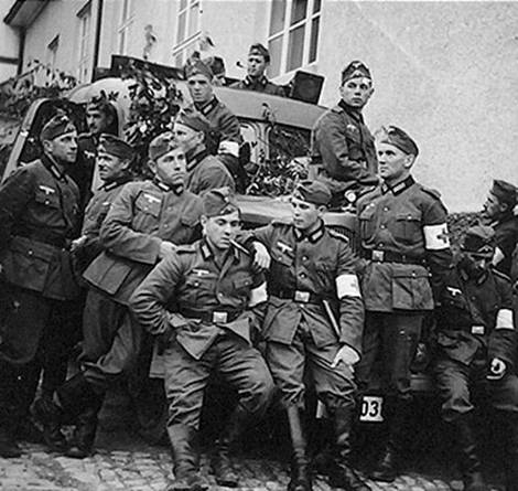 Troops of the 2. / Krankenkraftwagenzug 268.