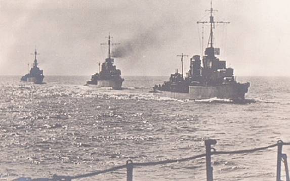 2º Half of destroyers' flotilla - North Sea 1943.