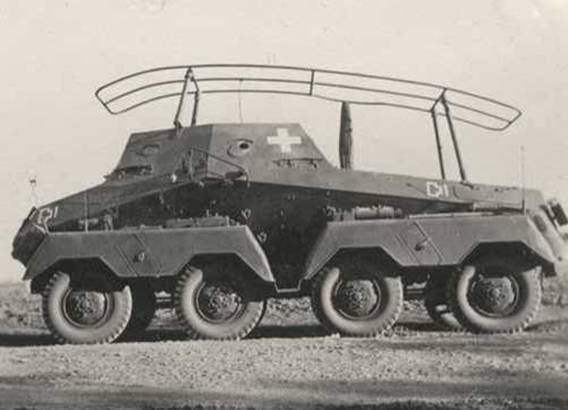 A radio vehicle Sd Kfz 263 (8x8).