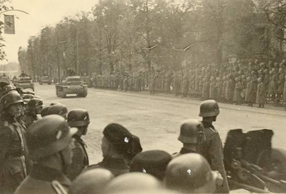 Parade in Warsaw in October 1939. Pz Kw II of the I./ PR 23...................