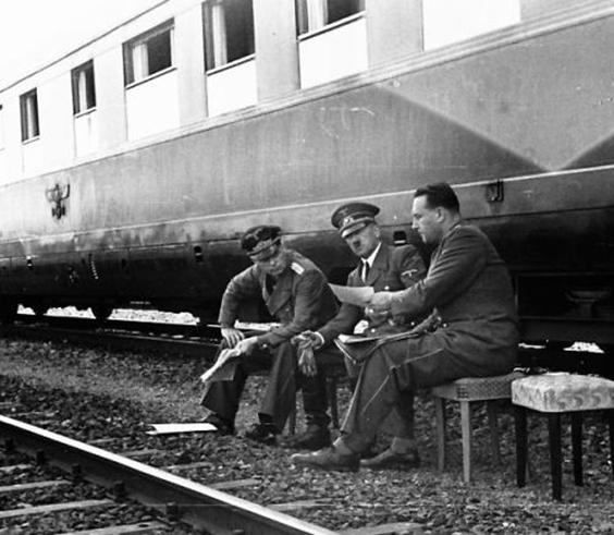 Adolf Hitler (center) in front of his special train with the code name &quot;America&quot; at a briefing on September 13, 1939................................