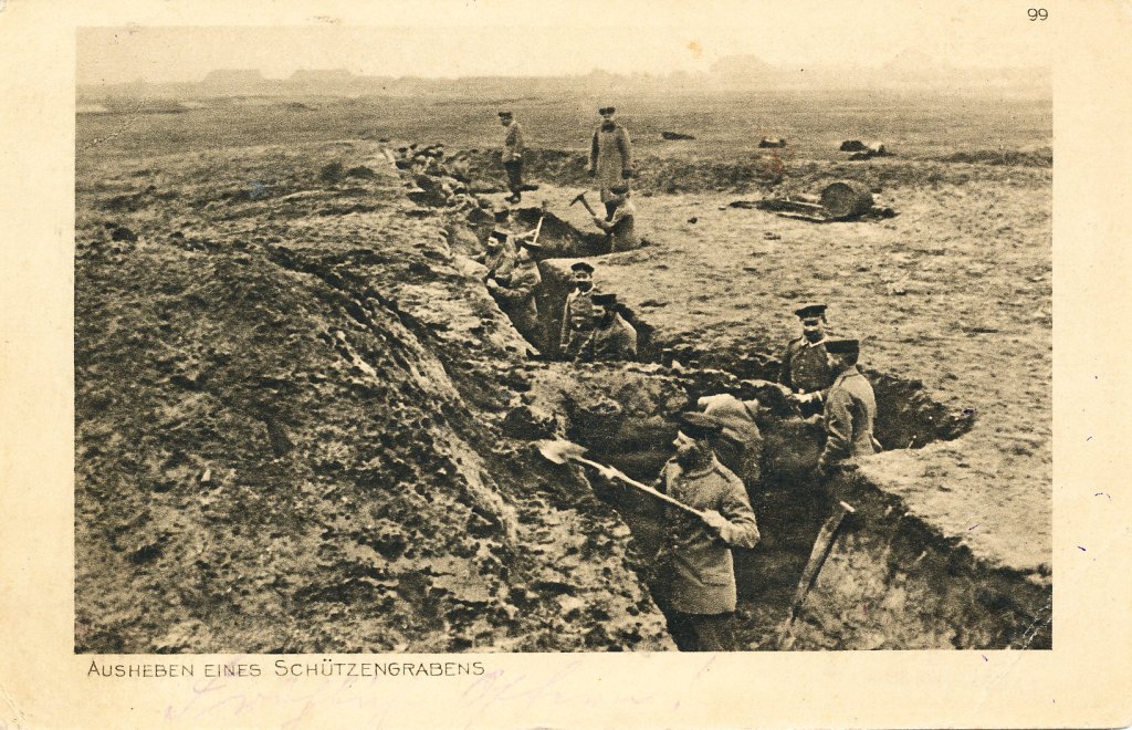 Ausheben eines Schützengrabens 1915 #1.jpg