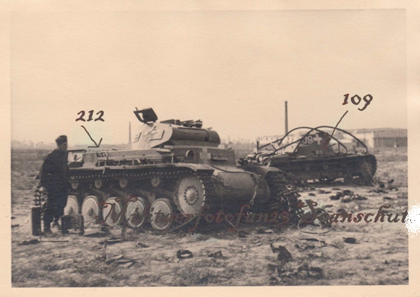 Another view of the command tank behind a Pz Kw II A/B/C also destroyed ................................<br /> Vor zerschossenen deutschen Wehrmacht Panzer II u.Panzer I Polen 1939 in Radom
