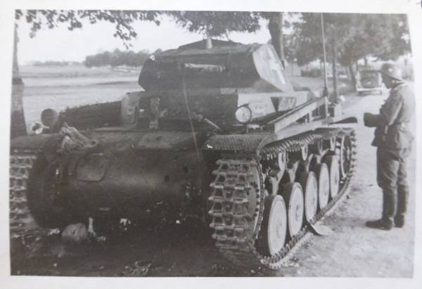 Pz Kw II Ausf. A / B / C with various hits on the front ................................