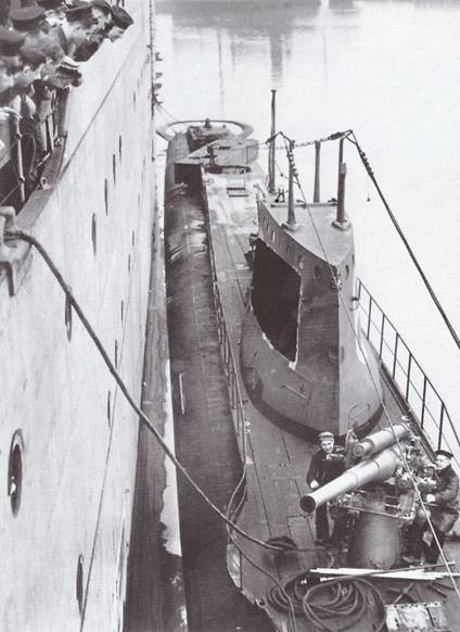 ORP Wilk with external rotating torpedo tubes aft..................................