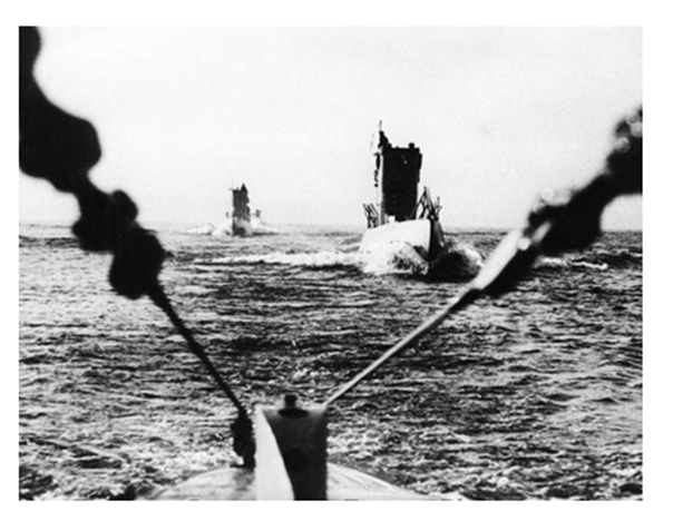 Maneuvers with U boats Type II before the war...........................