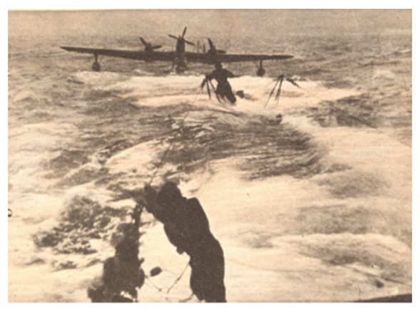 The seaplane BV 138 being towed by the U-255 in heavy seas.........................................<br />Der Adler - Jahrgang 1944 - Heft 02 - 18. Januar 1944